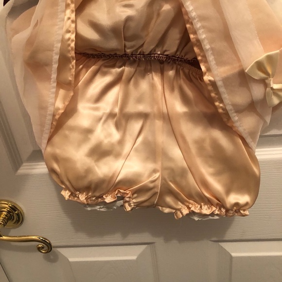 6 Months Red and Cream Dress w/ Undershorts - Picture 3 of 7